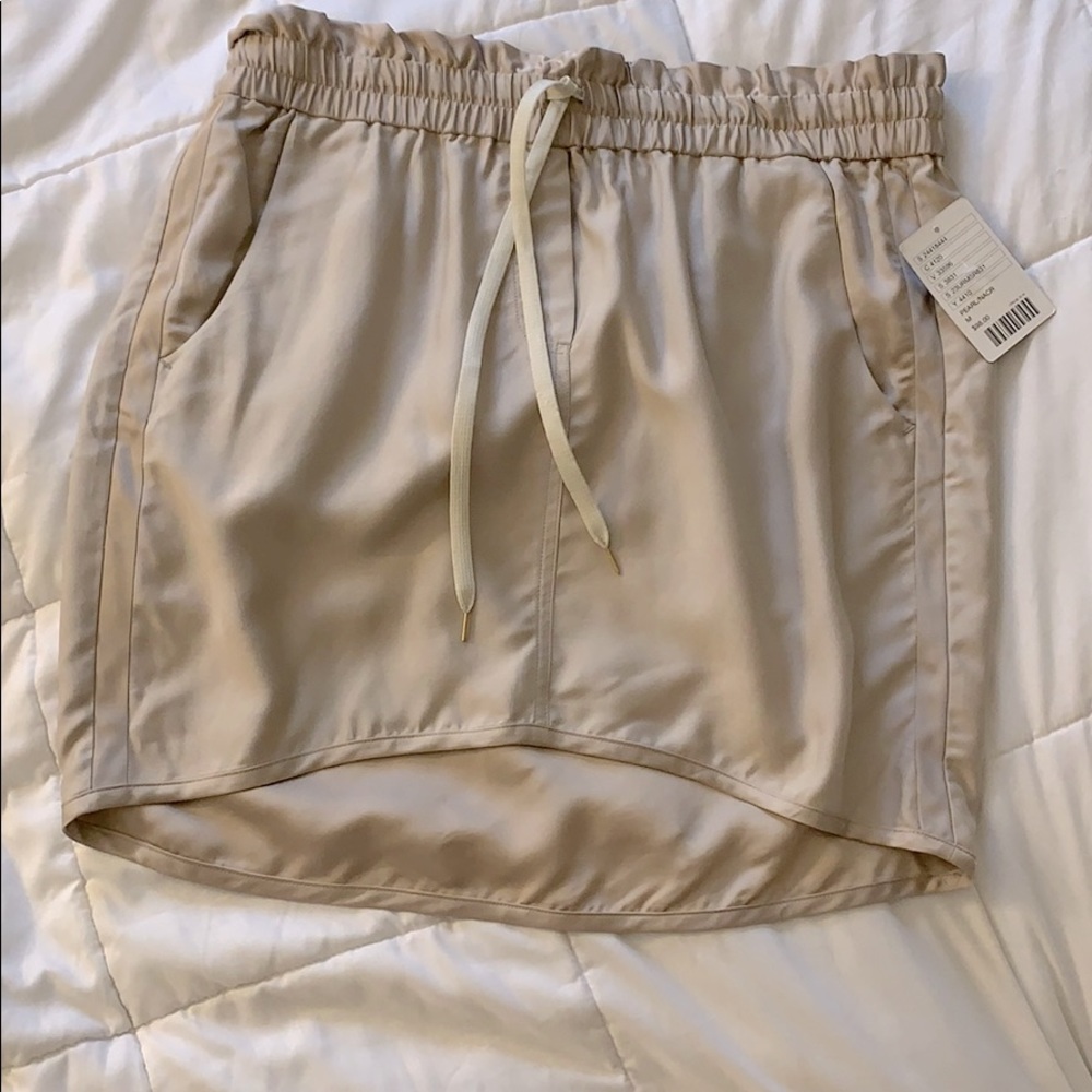 High waisted skirt